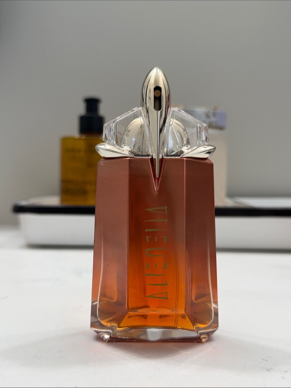 Mugler • Alien Goddess Supra Florale • Medium